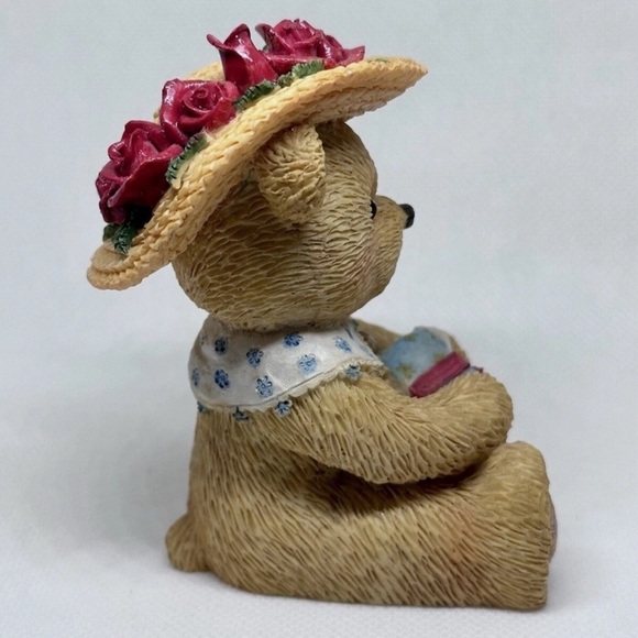 Rhonda Willson Bears Collectable Figurine Victoria Vintage & Numbered - Picture 3 of 3